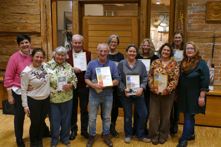 weihnachtsfeier-090_P1060569_gregorfreisem